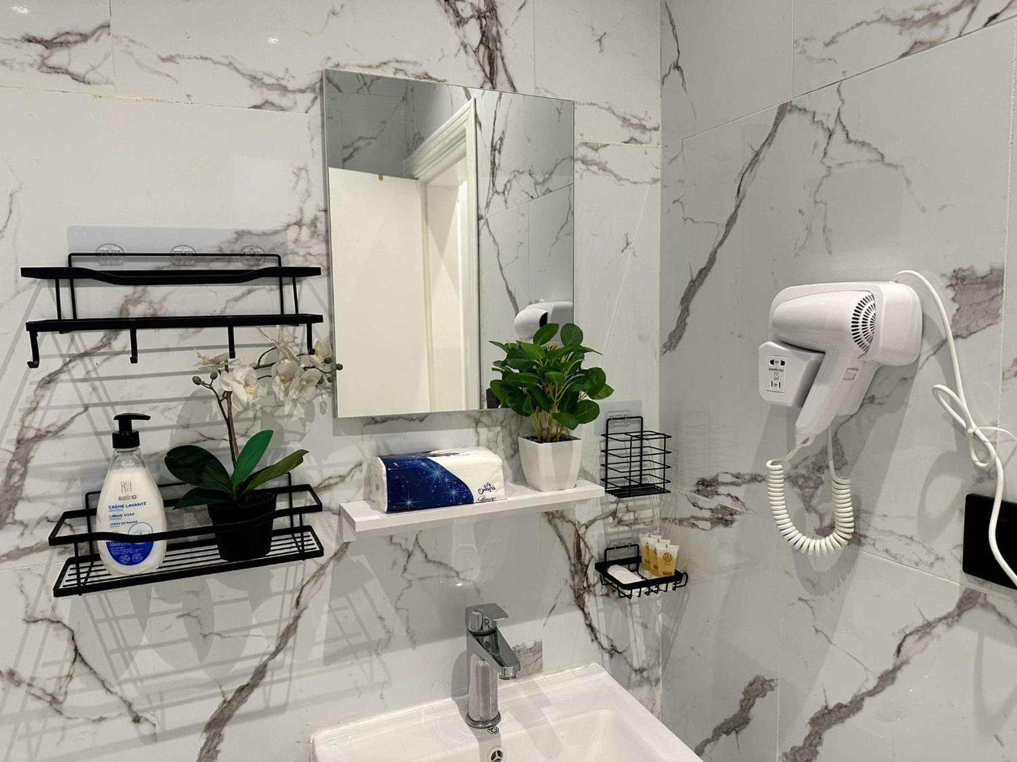 المصيف سويت غرفة وصالة واسعة Apartment *